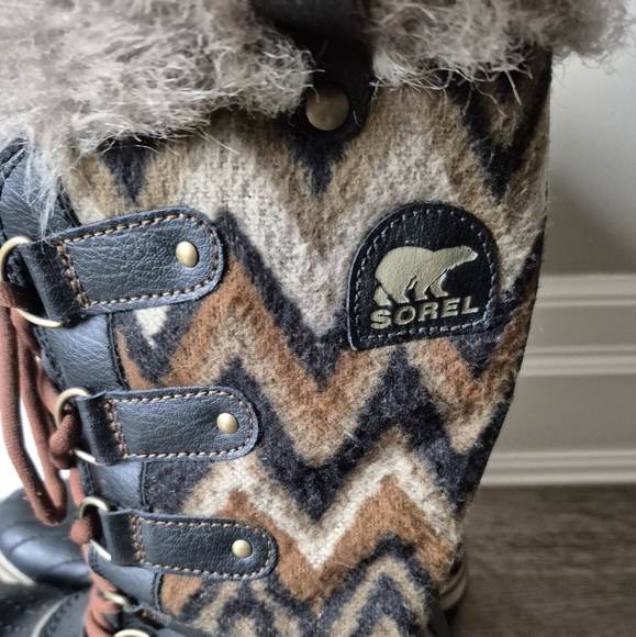 Sorel Joan of Arctic waterproof boots Size 8 Navy cream brown - Picture 3 of 6